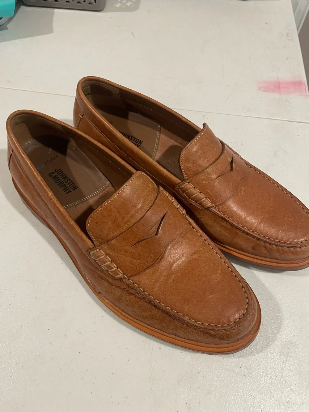 Johnston & Murphy Men's Cognac Leather Penny Loafers